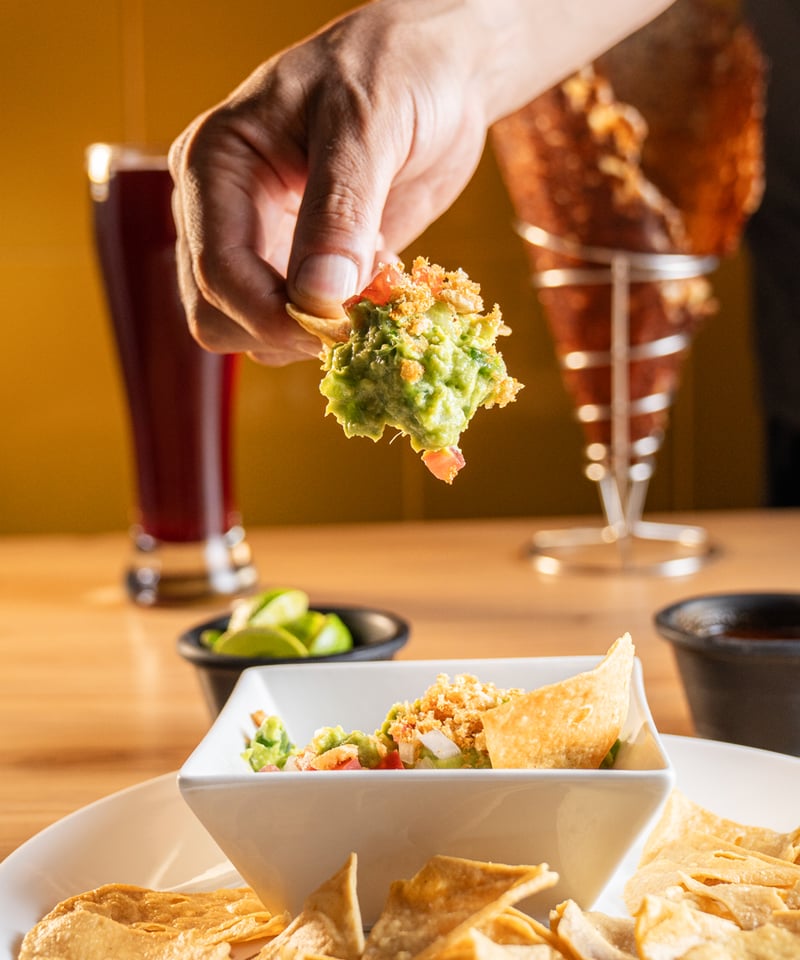 Guacamole con totopos Don Manolito