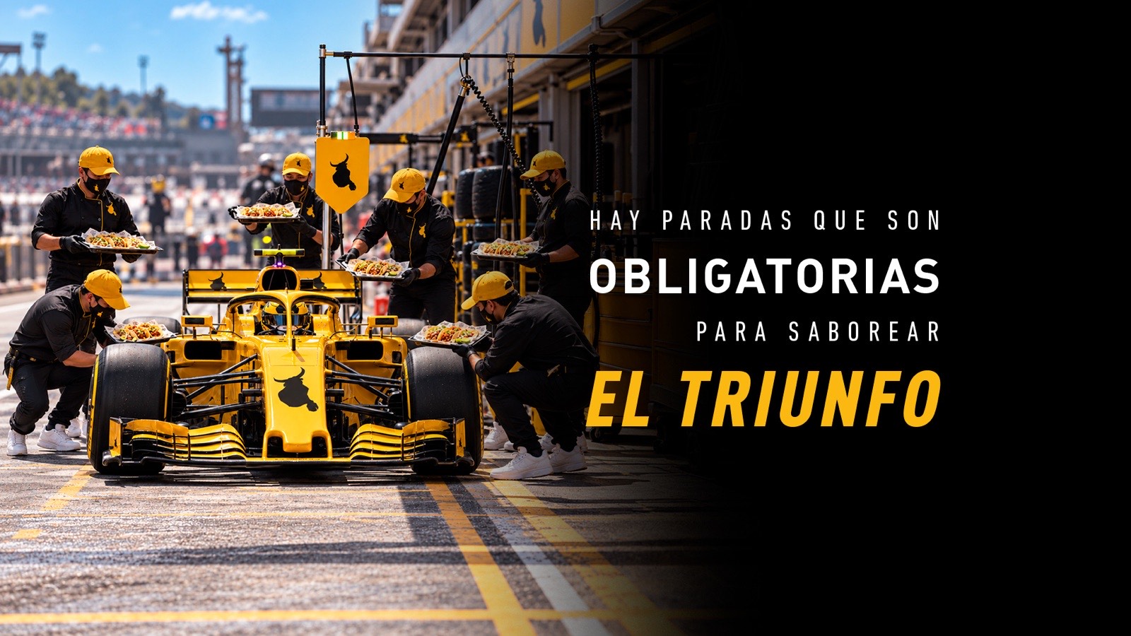 Hay paradas que son obligatorias para saborear el triunfo. Tacos Don Manolito en el Gran Premio de México.
